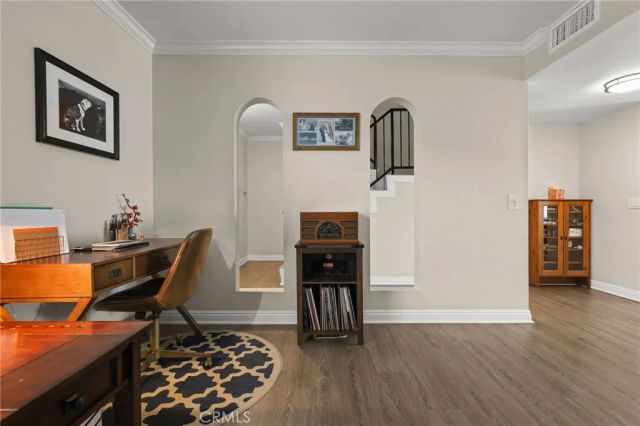 412 Burchett 17, Glendale, CA 91203