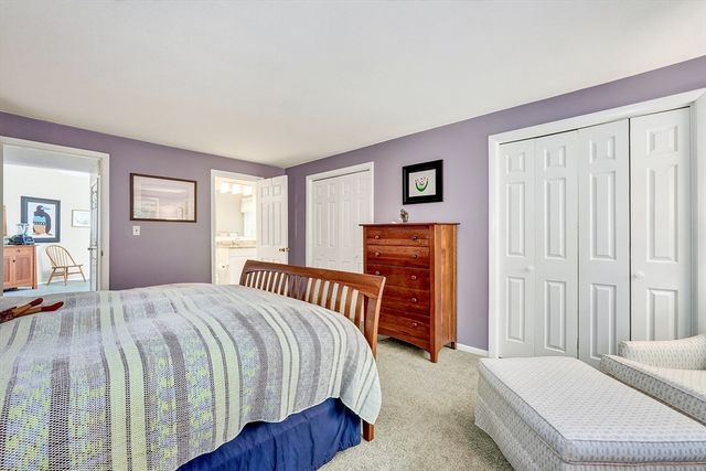 8 Pilgrim Drive A, Westford, MA 01886