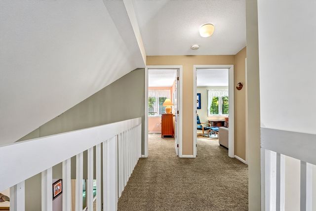 8 Pilgrim Drive A, Westford, MA 01886