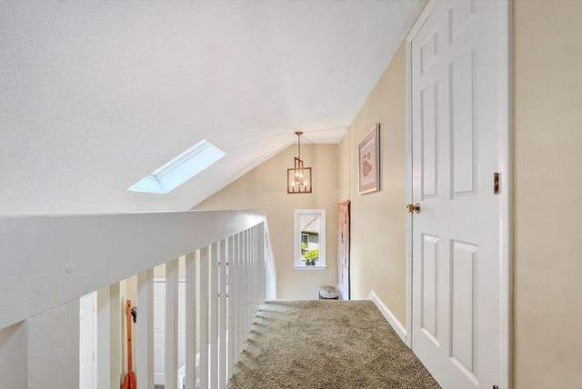 8 Pilgrim Drive A, Westford, MA 01886