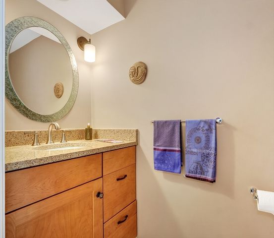 8 Pilgrim Drive A, Westford, MA 01886