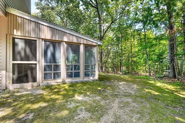 8 Pilgrim Drive A, Westford, MA 01886