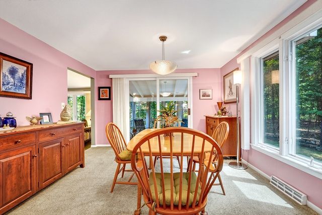 8 Pilgrim Drive A, Westford, MA 01886