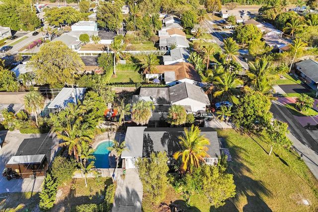 201 SE 24 Avenue, Boynton Beach, FL 33435