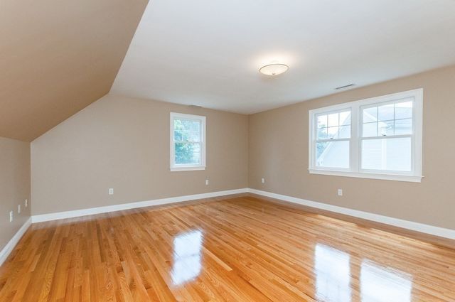 232 Pearl 232, Newton, MA 02458