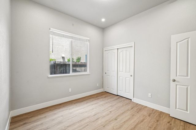 10236 Jenny Lynn Way, Elk Grove, CA 95757