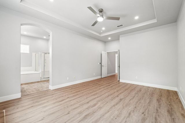 10236 Jenny Lynn Way, Elk Grove, CA 95757