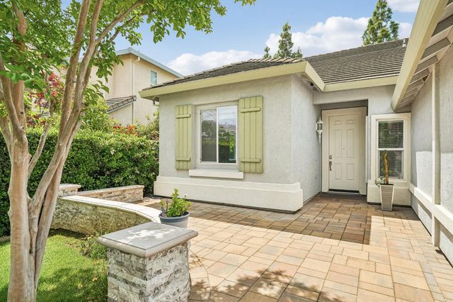 10236 Jenny Lynn Way, Elk Grove, CA 95757