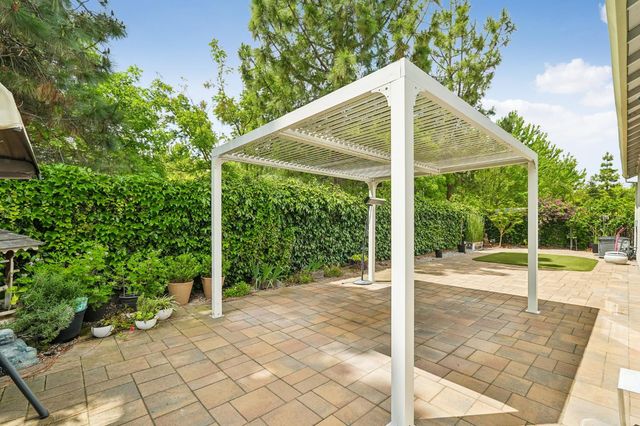 10236 Jenny Lynn Way, Elk Grove, CA 95757