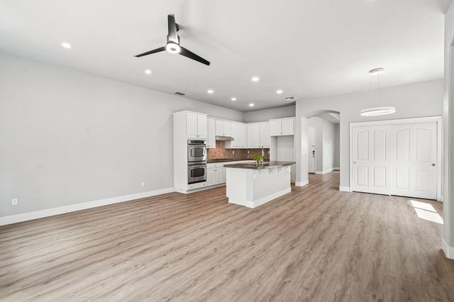 10236 Jenny Lynn Way, Elk Grove, CA 95757