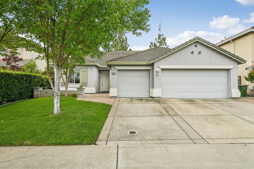 10236 Jenny Lynn Way, Elk Grove, CA 95757