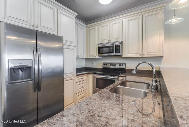 630 Bay Cove Drive, 409, Biloxi, MS 39532