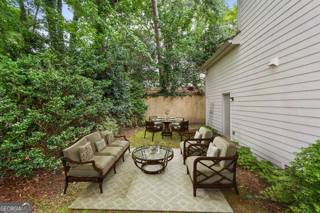 2181 McKinley Road NW, Atlanta, GA 30318