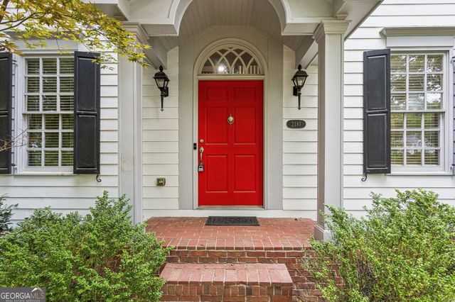 2181 McKinley Road NW, Atlanta, GA 30318