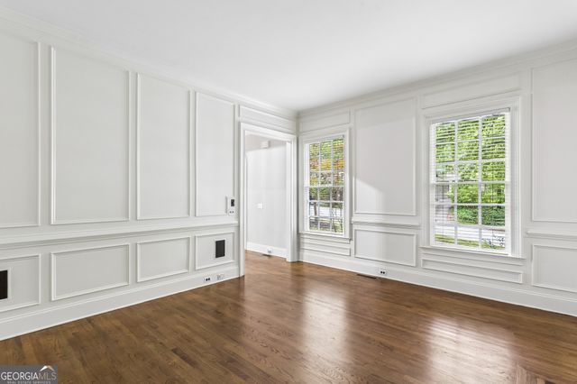 2181 McKinley Road NW, Atlanta, GA 30318