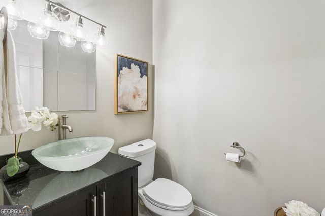 2181 McKinley Road NW, Atlanta, GA 30318