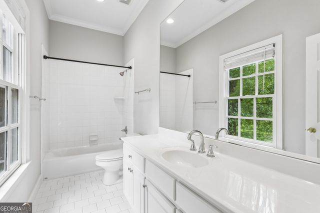 2181 McKinley Road NW, Atlanta, GA 30318