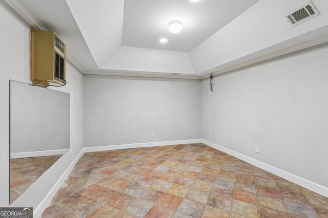 2181 McKinley Road NW, Atlanta, GA 30318