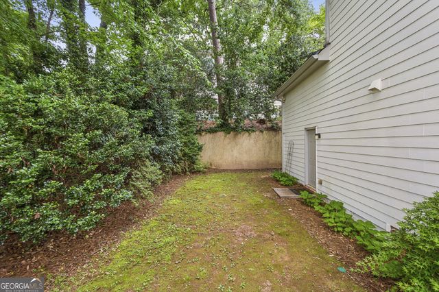 2181 McKinley Road NW, Atlanta, GA 30318