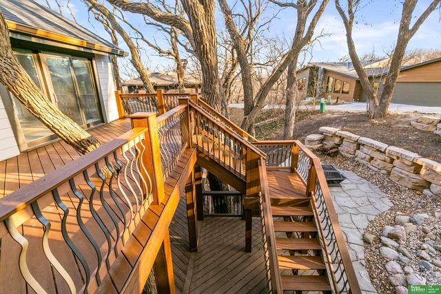 21925 Quail Ridge Circle, Elkhorn, NE 68022