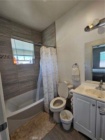 1036 Fernleaf, Pomona, CA 91766