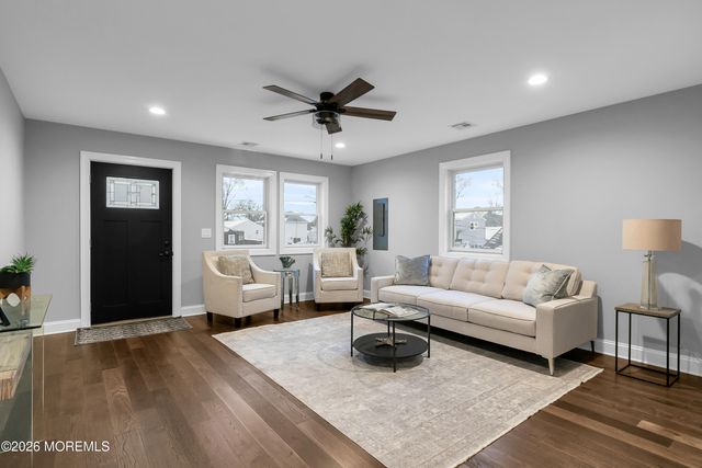 723 Monmouth Parkway, North Middletown, NJ 07748