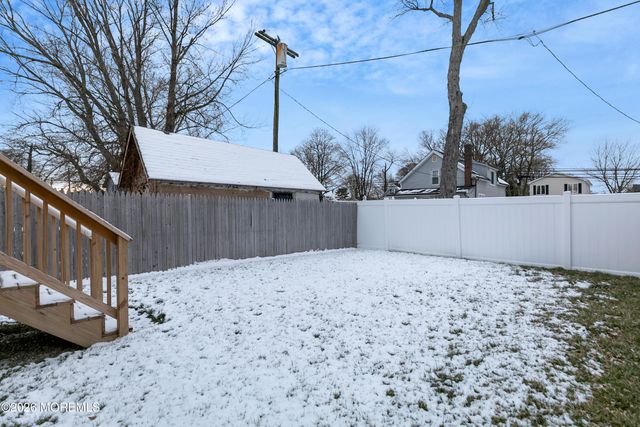 723 Monmouth Parkway, North Middletown, NJ 07748