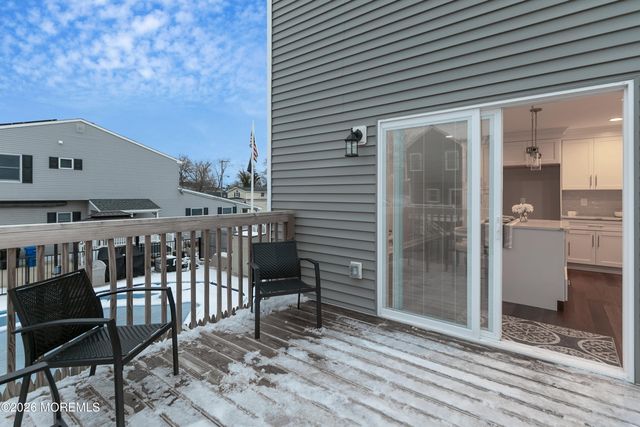 723 Monmouth Parkway, North Middletown, NJ 07748