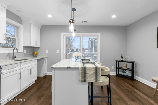 723 Monmouth Parkway, North Middletown, NJ 07748