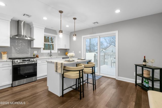 723 Monmouth Parkway, North Middletown, NJ 07748