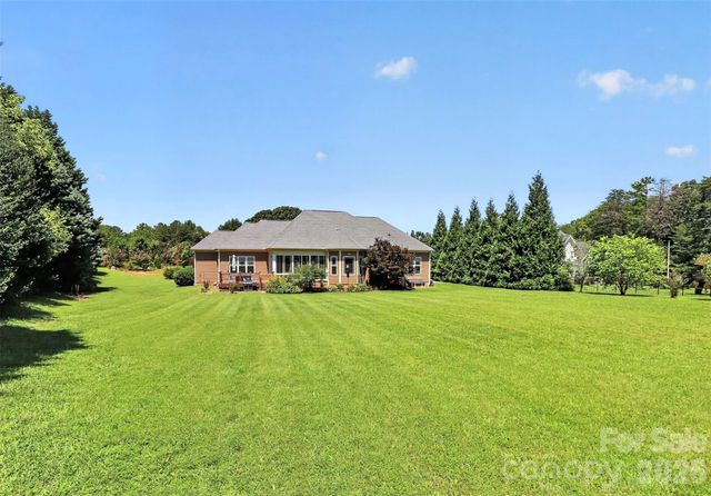 154 Ramano Drive, Iron Station, NC 28080