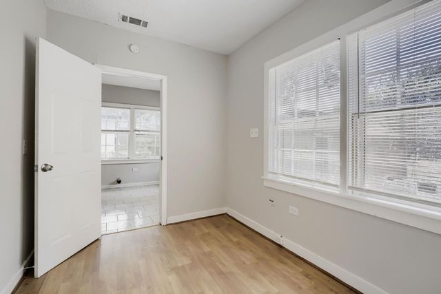 1050 Dubois Street, Denison, TX 75020