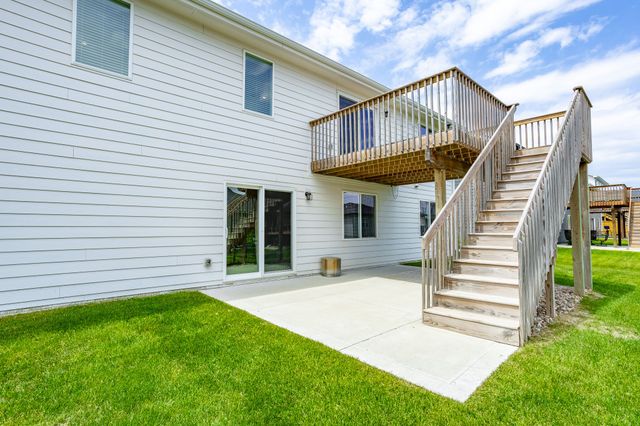 2645 Serenity Drive, Waukee, IA 50263