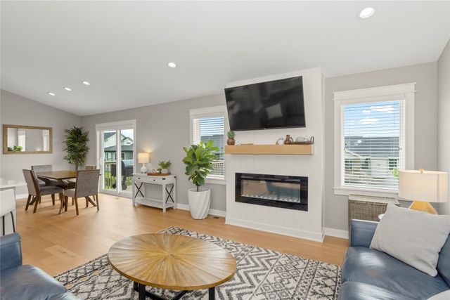 2645 Serenity Drive, Waukee, IA 50263
