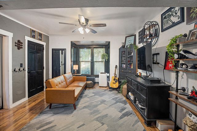 416 NW Booth Street, Grants Pass, OR 97526