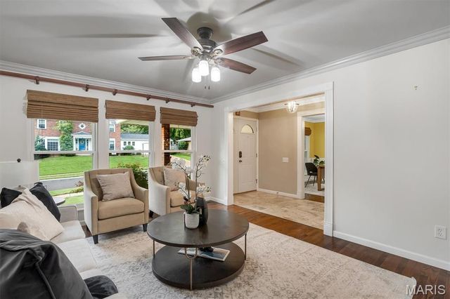 13120 Greenbough Drive, St Louis, MO 63146