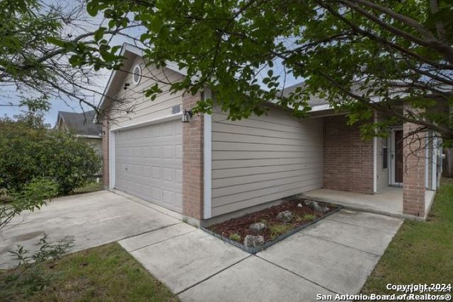 25323 Longbranch, San Antonio, TX 78261
