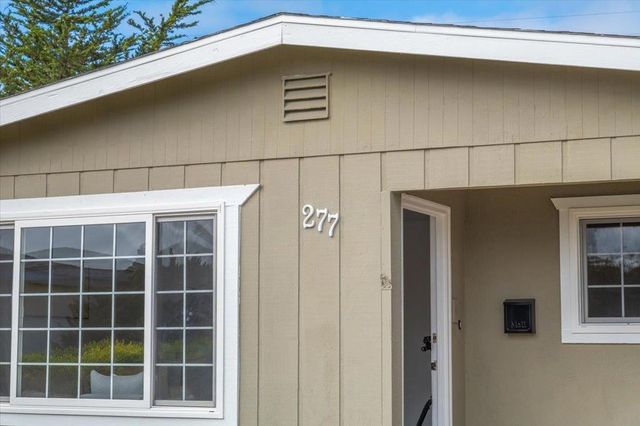 277 Young Circle, Marina, CA 93933