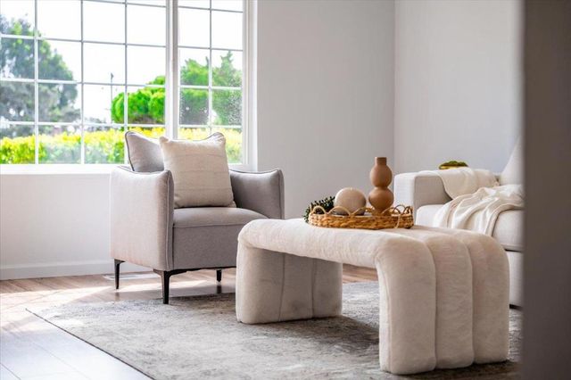 277 Young Circle, Marina, CA 93933