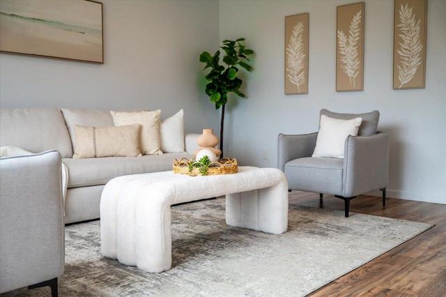 277 Young Circle, Marina, CA 93933