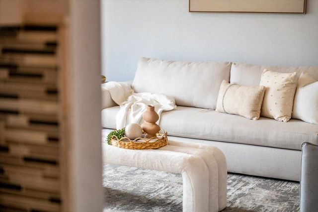 277 Young Circle, Marina, CA 93933