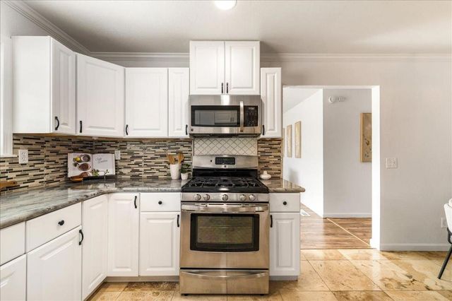 277 Young Circle, Marina, CA 93933