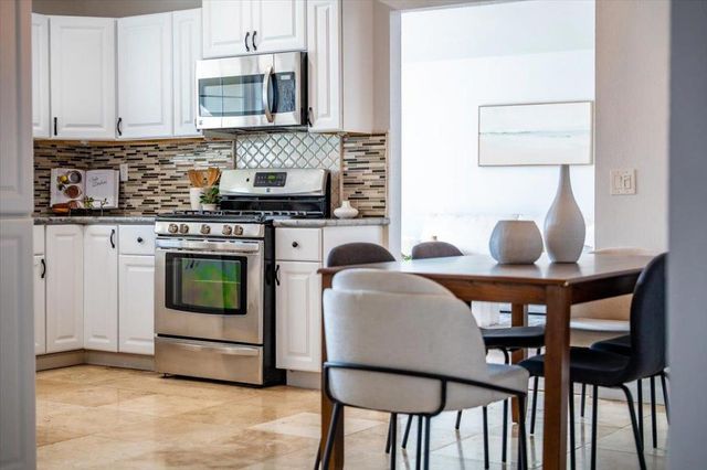 277 Young Circle, Marina, CA 93933