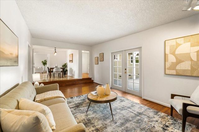 277 Young Circle, Marina, CA 93933