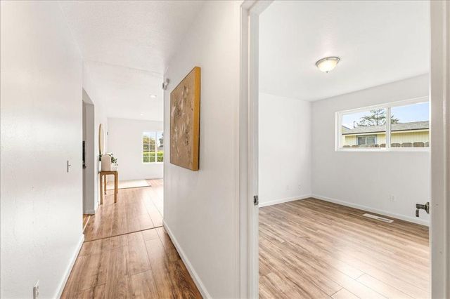 277 Young Circle, Marina, CA 93933