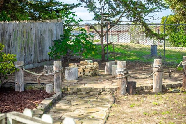 277 Young Circle, Marina, CA 93933