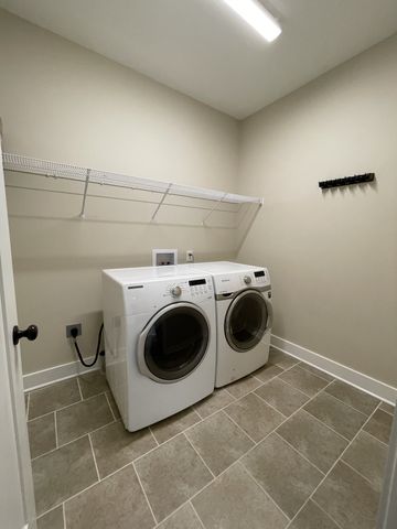 3597 Thompson Rd, Murfreesboro, TN 37128