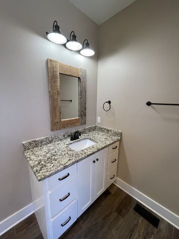 3597 Thompson Rd, Murfreesboro, TN 37128