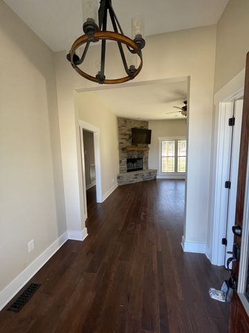 3597 Thompson Rd, Murfreesboro, TN 37128