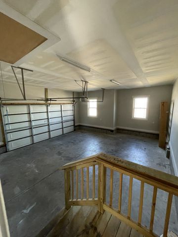 3597 Thompson Rd, Murfreesboro, TN 37128